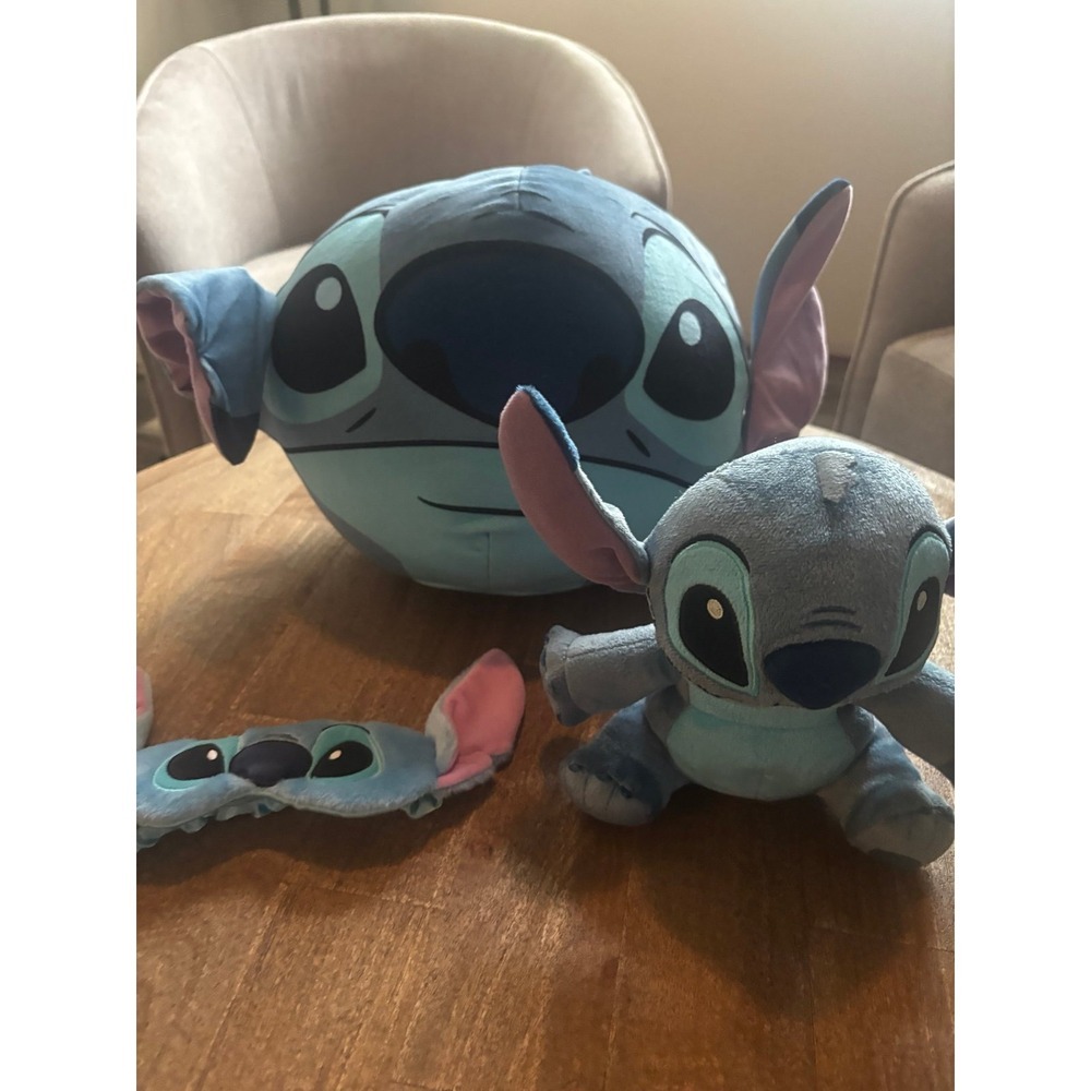 Disney's ‎ Stitch 14" and 9" Bundle.